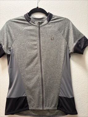 Pearl Izumi Ride Cycling top